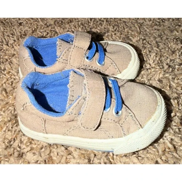 Oshkosh-Genuine Kids-Brown & Blue Canvas Sneakers Size 2