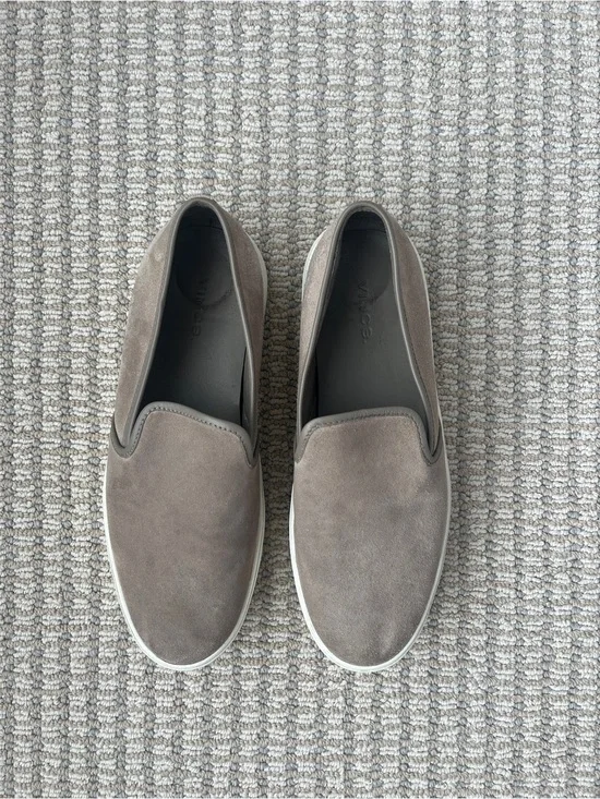 Vince Preston Suede Slip-On Size 7