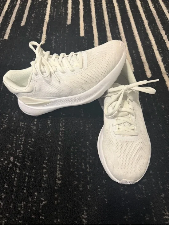 Lululemon Beyondfeel Running Shoes