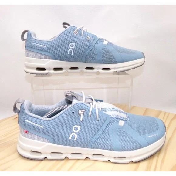 On Cloud Sky Shoes Youth Light Blue Sz Y6 or Womens 7.5 Slip On Sneakers