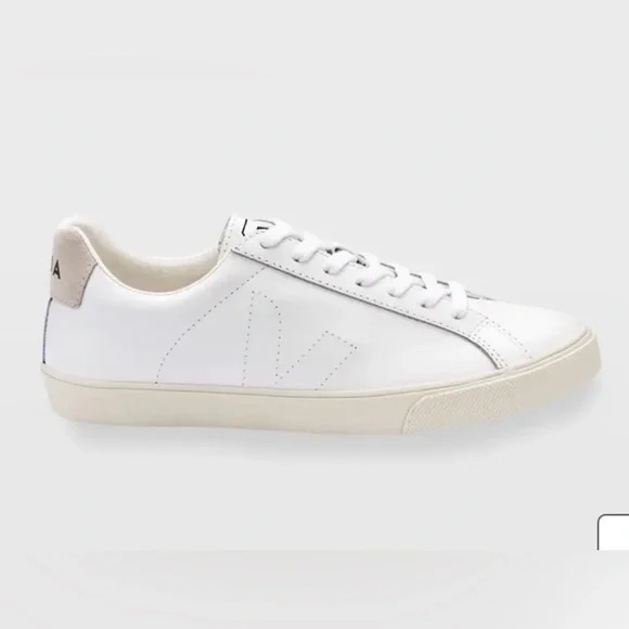 VEJA Esplar Leather Logo Sneakers