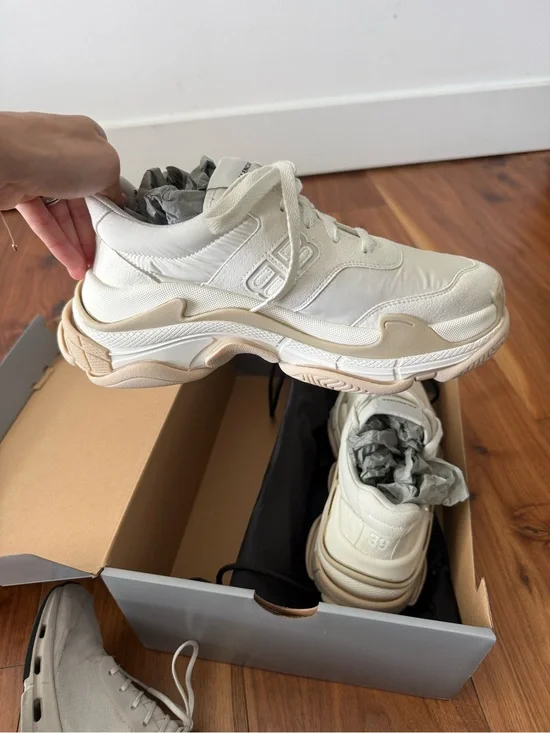 Balenciaga Triple S Sneakers - Cream & Beige