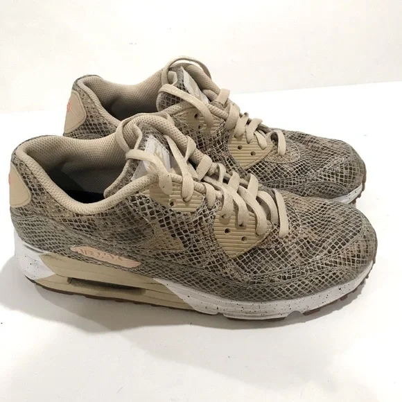 Nike air Max workout sneakers tenis shoes Sz 9 Lunarlon E