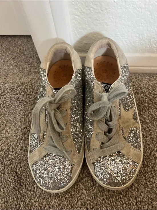 Golden Goose Kids Silver Glitter Lace-Up Sneakers with Gray Suede Star