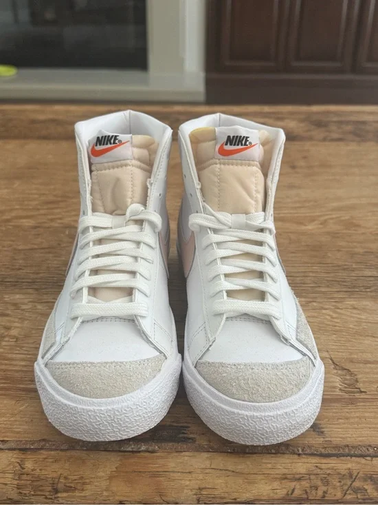 NWT Nike Blazer Mid ’77 Vintage White Pink Oxford Women’s Size 8