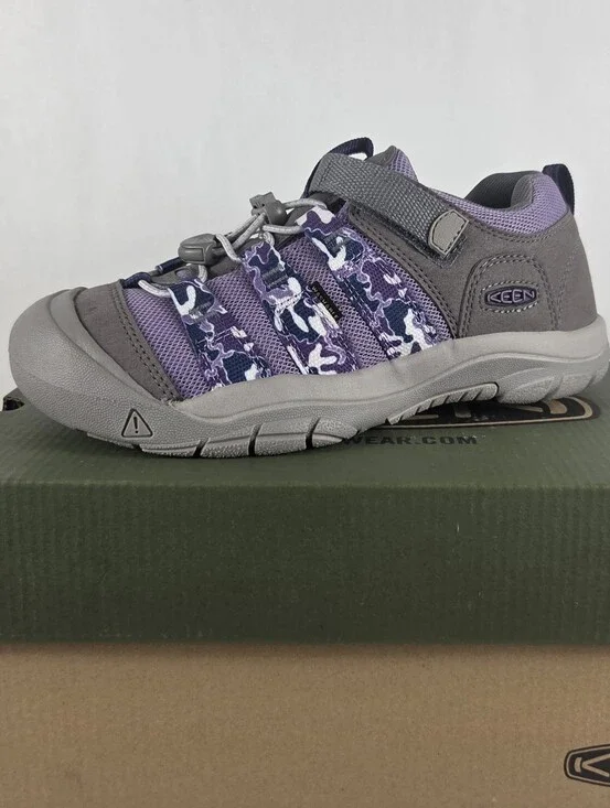Keen Youth Size 5 Newport H2SHO Closed Toe Water Sneaker Shoes Purple Unisex New