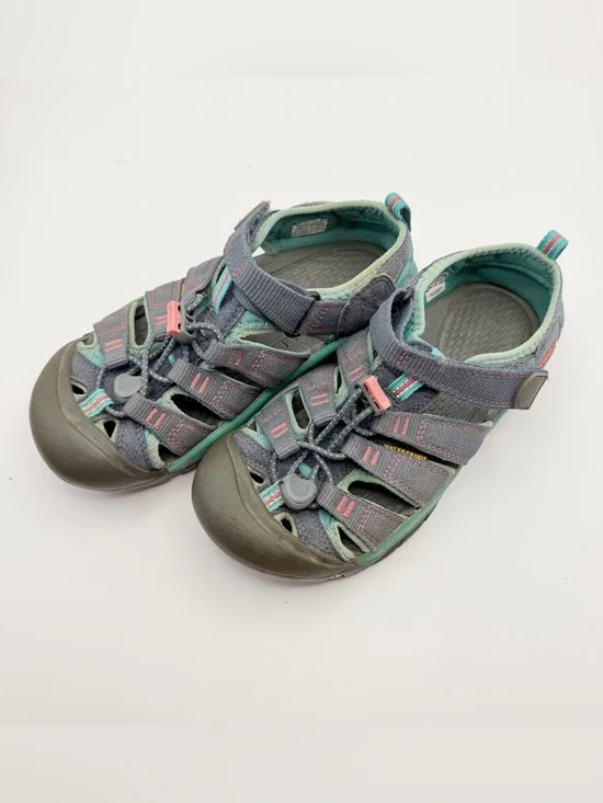 KEEN Kids Size 2 Waterproof Sport Sandals Gray Teal Pink Closed Toe Gorpcore