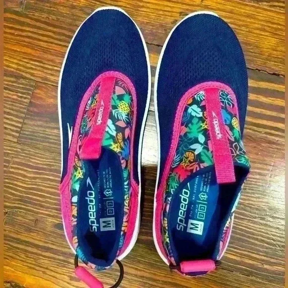 Speedo Juniors Girls Tropical  Floral  Water Shoes Size Medium 2-3