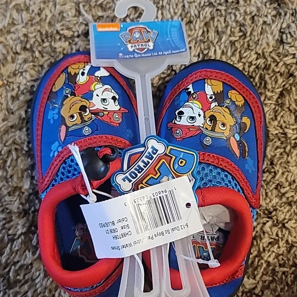PAW PATROL TODDLER WATER SHOES: BLUE/RED: NWT: SZ 5/6