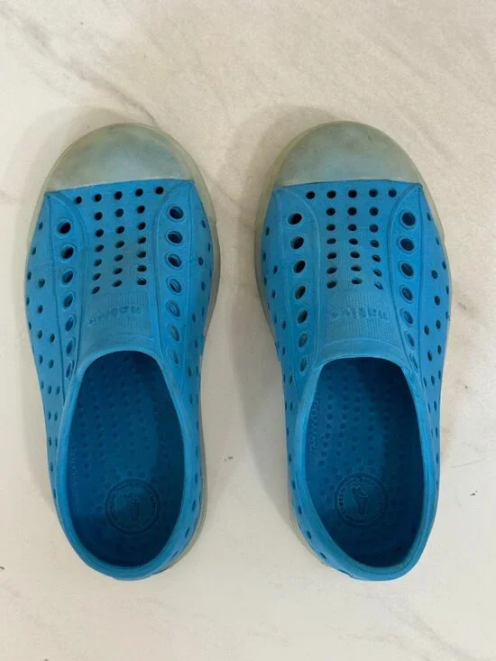 Native Shoes Jefferson Blue Slip-On Water Shoes Kids C9 Toddler 9