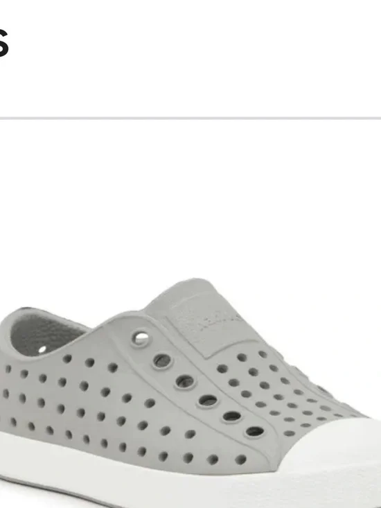 Native Kids Jefferson Slip-On Shoe - Pigeon Grey/ Shell White C4 NWT