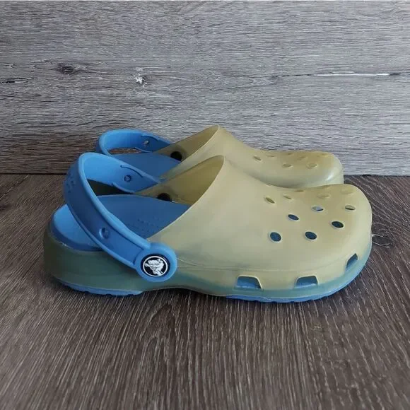Crocs Kids Size 2 Clog Blue and Translucent Yellow Toddler Water Slip On Shoes