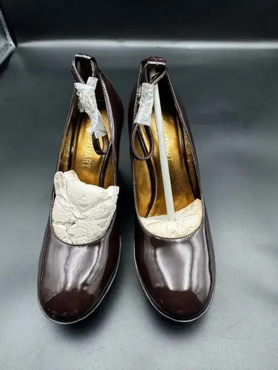 Colin Stuart Brown Patent Leather Round Toe Wedge Pumps