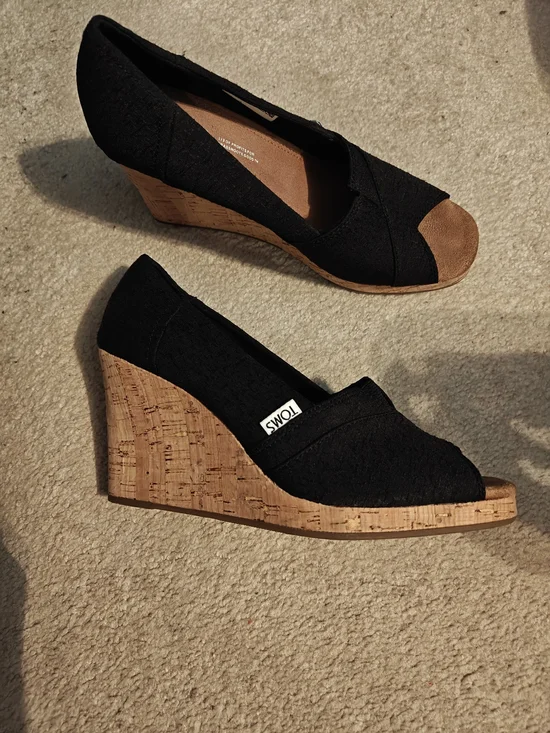 TOMS Black Cork Wedge Peep-Toe Women’s Shoes