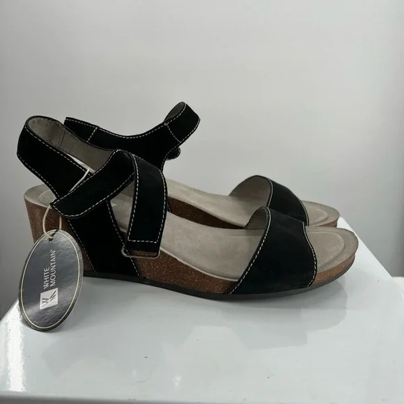 White Mountain NEW Wedge Sandal Ladies Size 9 1/2M