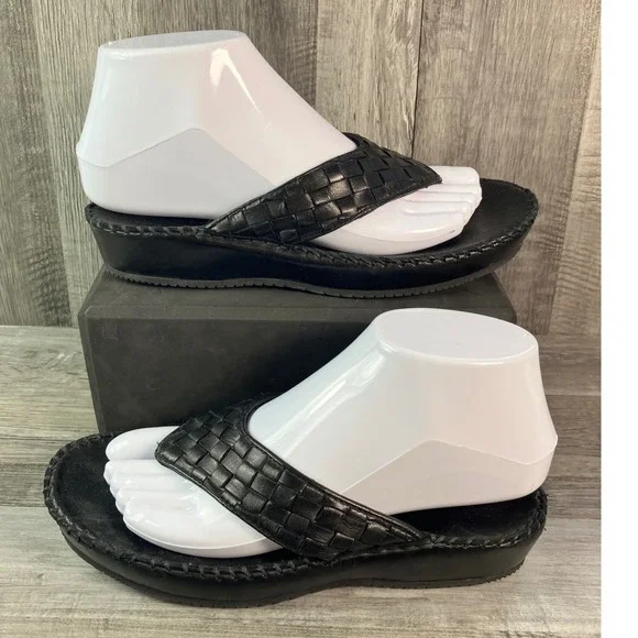 Robert Zur Black Woven Leather Thong Wedge Sandals Womens 6 M 2315