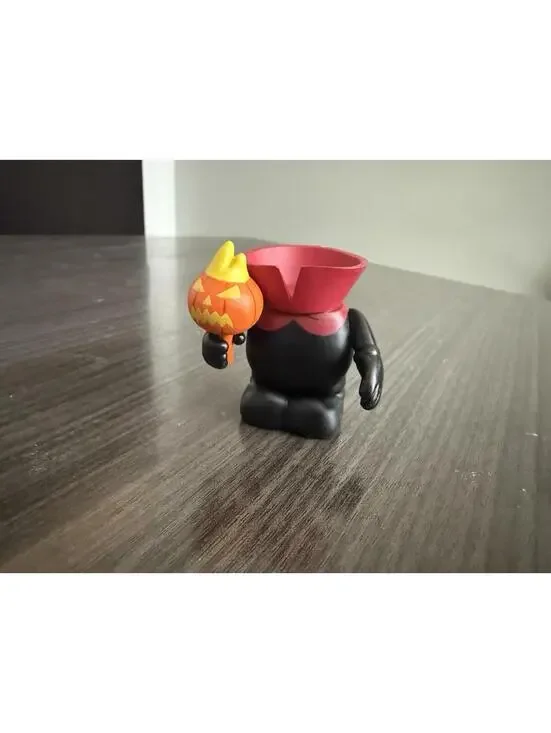 Disney Vinylmation Animation Series 2 Chaser Headless Horseman Figure