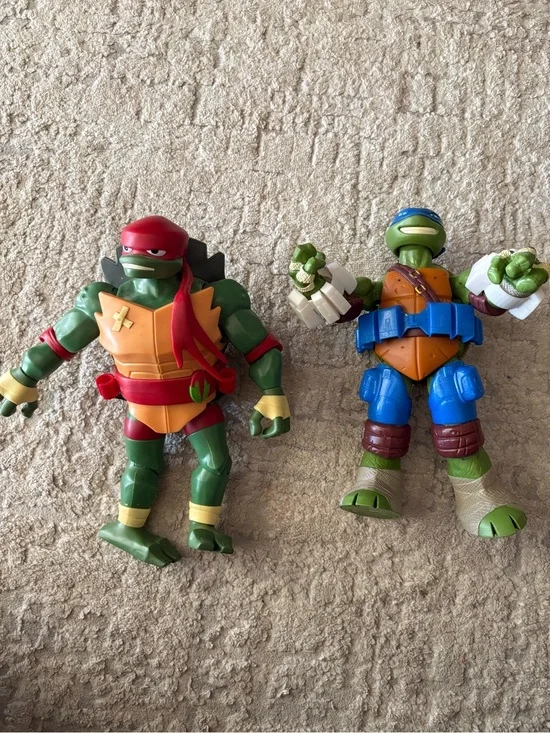 Teenage Mutant Ninja Turtle Action Figures 11 inch Leonardo Raphael