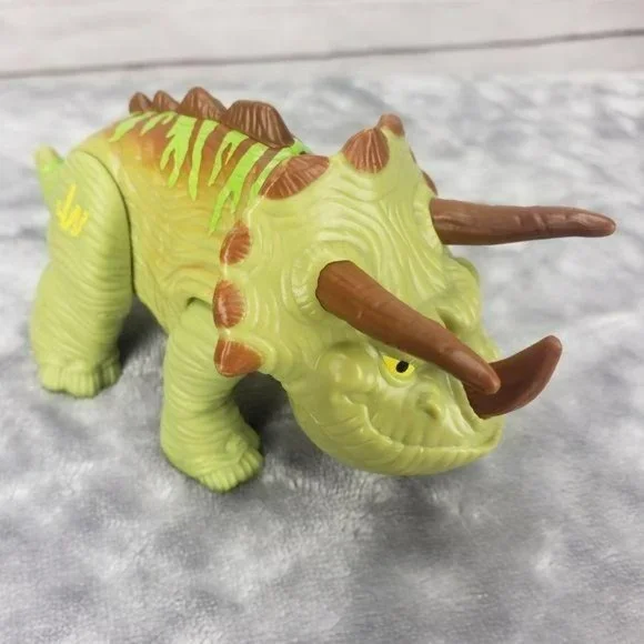 Hasbro Playskool‎ Heroes Jurassic World Triceratops