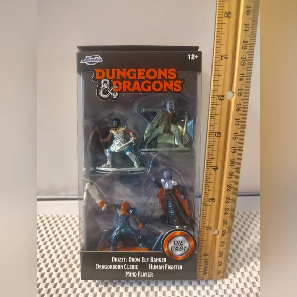 Dungeons and Dragons Die Cast Set of 4pc NWT Figures