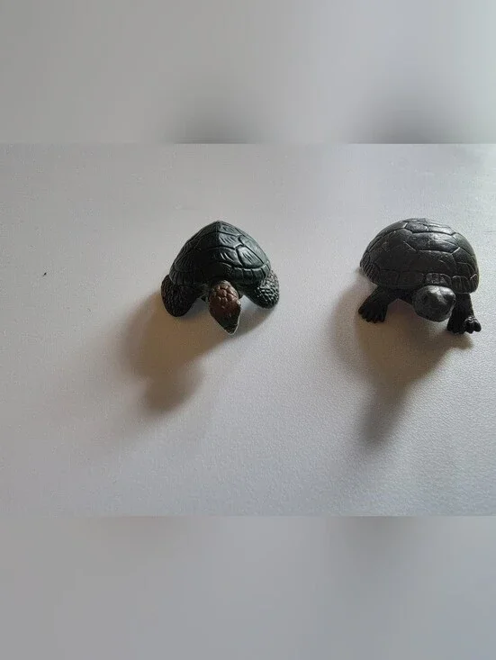Incredibly Detailed Mini Tortoise Figurines — Set of 4