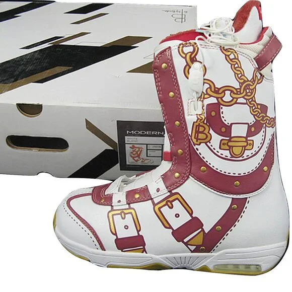 NEW $295 Burton Modern Snowboard Boots! White Red & Gold Bling  Size 7 Euro 38