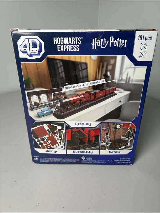 Warner Bros. Harry Potter Hogwarts Express 3D Puzzle - Red and Blue Accents