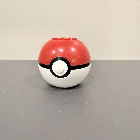 Lego Pokeball‎ Empty