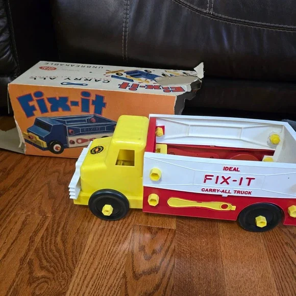 Vintage Ideal Fix-It Carry-All Truck‎ Yellow Red Polyethylene Toy 1950s 1960s