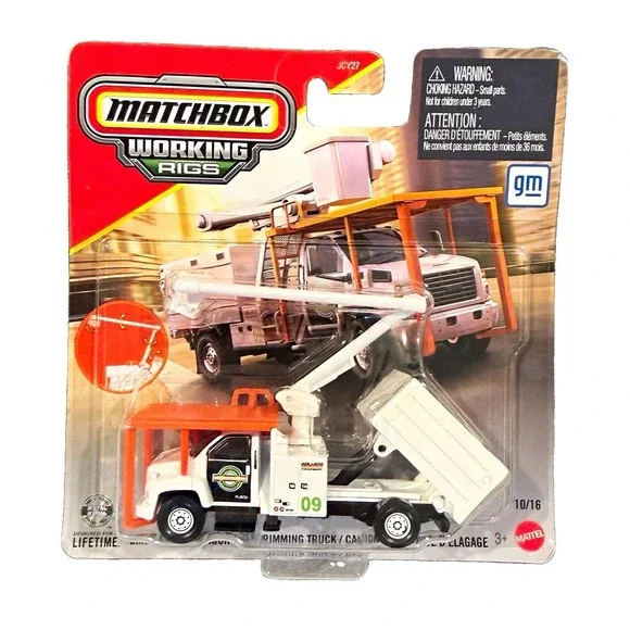 MATCHBOX WORKING RIGS GMC C8500 TOPKICK TREE TRIMMING TRUCK 10/16 NEW 1:64