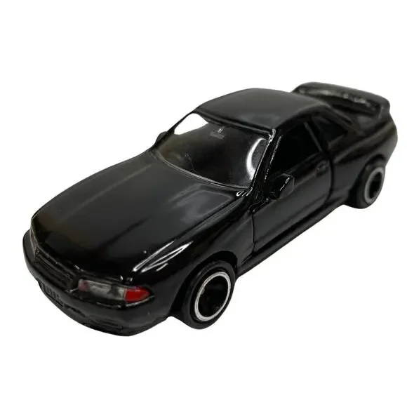 Tomica Black Nissan Skyline GT-R No. 20 1:59 Tomy Diecast Model Collectible Car