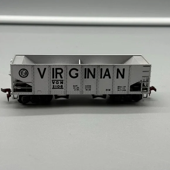 Vintage HO Scale Virginian 2 bay Operating Hopper #2106