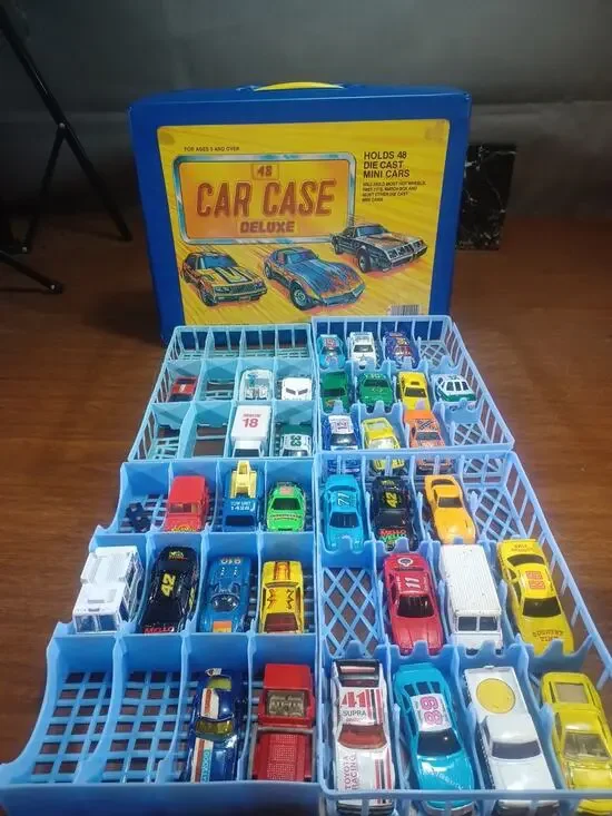 Vintage HotWheels Case W/ HotWheels Macthbox ,Kidco Cars Lot Of 34 Cars
