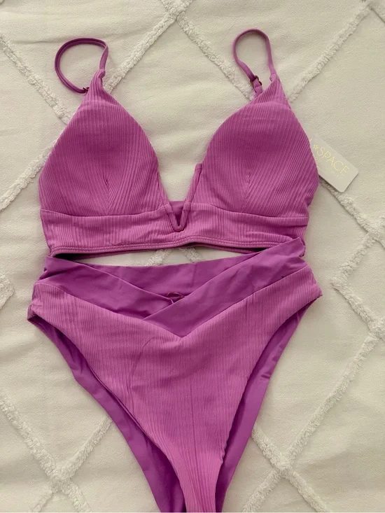 l*space Ribbed V-Plunge Bikini Set in Bright Purple