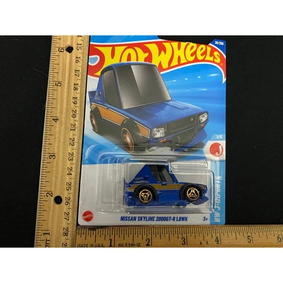 Hot Wheels Nissan Skyline 2000GT-R LBWK‎ Blue HW J-Imports 28/250