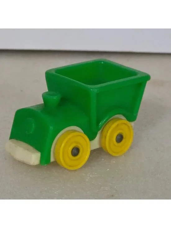 Fisher Price Little People Green Train Yellow Wheels Vintage 1970s Plastic 3