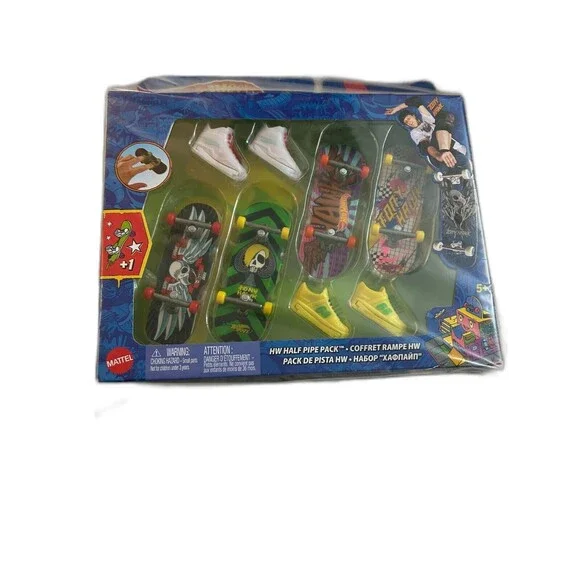 Mattel Hot Wheels Skate HW Half Pipe Pack Shoes New