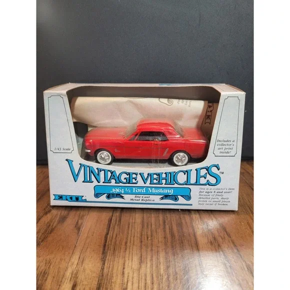 Ertl 1/43 Vintage Vehicles 1964-1/2 Orange Ford Mustang #2820