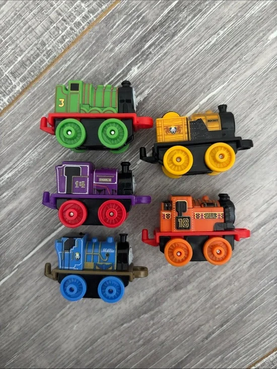 Lot of Thomas & Friends Classic Minis - Henry Stephen Millie Charlie Nia