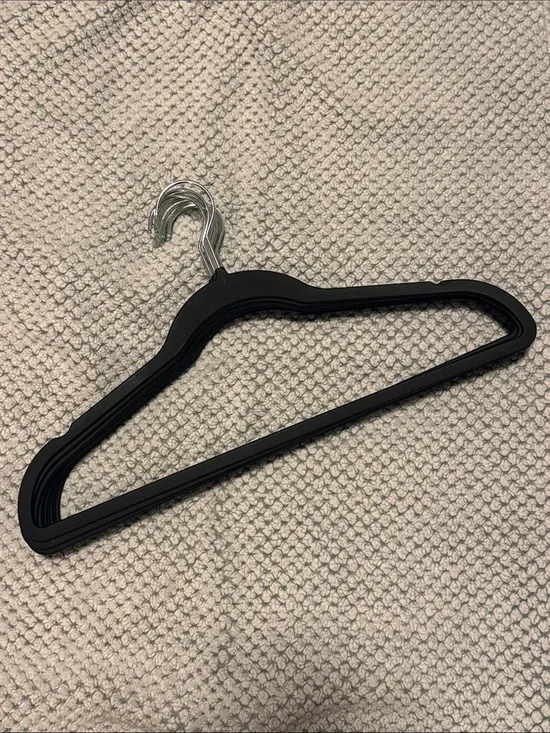 Bundle of 10 Rubberized Hangers NWOT 🌻