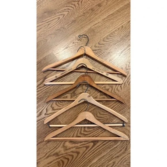 VTG Lot 5 Wooden Hangers Pant Bar Hilton Hotels Lake Tower Inn Chicago Brown
