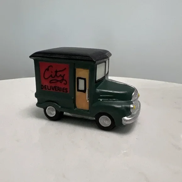 Dept 56‎ Heritage Village Collection Automobiles  #59641 Replacement Car