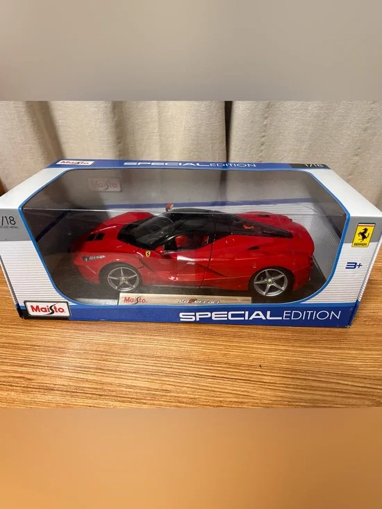 Maisto 1/18 Ferrari LaFerrari Diecast Model Car Red Special Edition SE