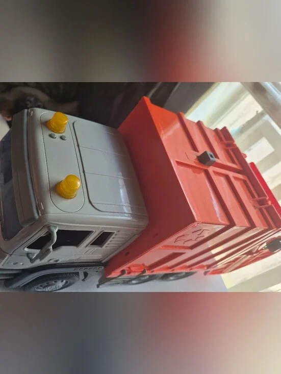 DRIVEN by Battat Big Orange Recycling Garbage Truck 21