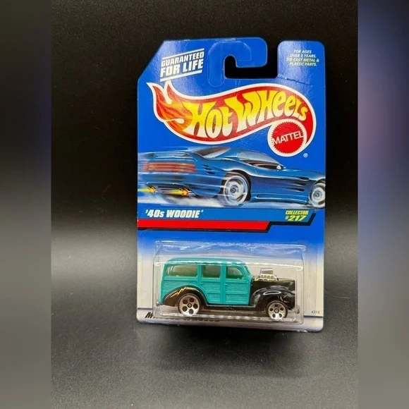 NIB Hot Wheels Teal & Black (1997) Mattel '40s Woodie Toy Car #217