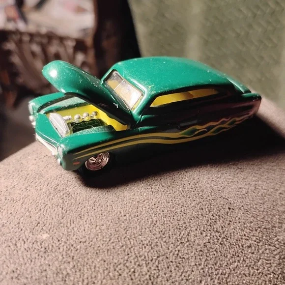 Green '49 Mercury 1998 Racing Champions 1060SS Flames Hood‎ Opens