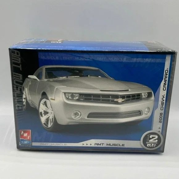 AMT Ertl 2006 Chevy Camaro‎ Muscle Model Kit Skill 2 38467 New Sealed