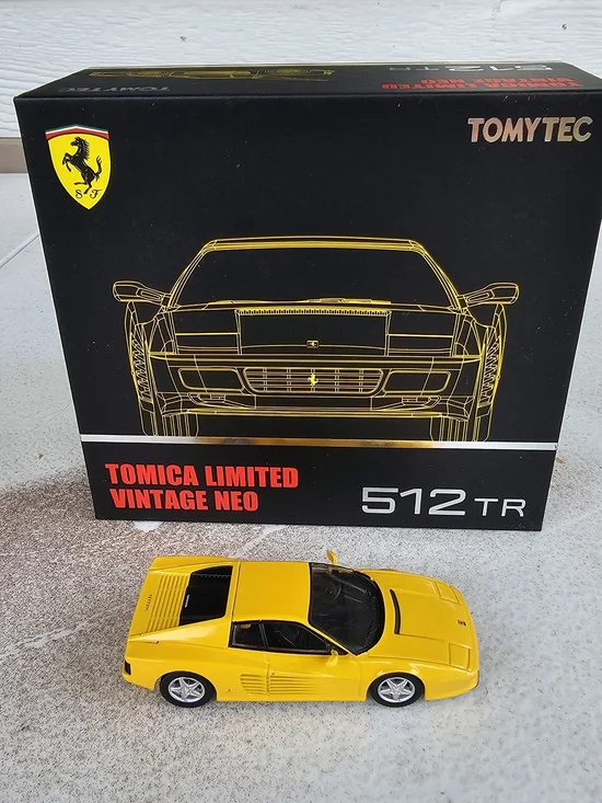 Tomica Limited Vintage NEO Ferrari 512 TR Yellow Takara Tomy Mall Exclusive 1/64