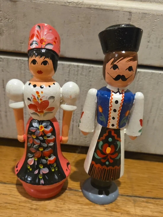 Authentuc Hungarian Hand-Painted Folk Art Wooden Dolls Souvniers