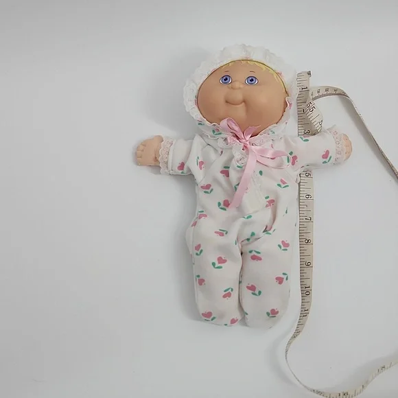 Vintage 1992 CABBAGE Patch Kid Small Baby Blond Hair Caucasian